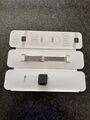 Apple Watch Series 8, Milanaise, GPS + Cellular, 41mm, Edelstahlgehäuse silber