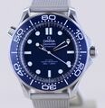 Omega Uhr Seamaster 42 Blue Dial 60th Anniversary Bond 007 Edition Steel Top B+P