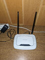 TP-Link TL-WR841N 300Mbit/s WLAN Router WIFI Wireless N Router