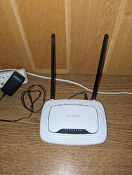 TP-Link TL-WR841N 300Mbit/s WLAN Router WIFI Wireless N Router