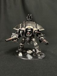 Imperial Knight Crusader Warhammer 40K gebaut bemalt