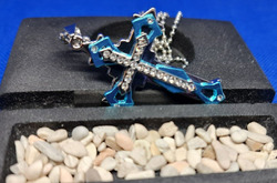 Edelstahlkette mit Kreuz-Anhänger in Silber und Blau,lange 60 cm