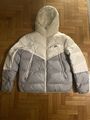 Nike Storm Fit Daunenjacke Weiß/Grau in Größe L, sehr guter Zustand keine Mängel