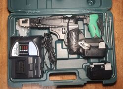 Trockenbauschrauber Hitachi WF 14DSL mit Schraubenmagazin 