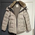 Esprit Winterjacke / Steppjacke mit abnehmbarer Kapuze und oder Kragen Größe S