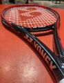 Yonex V Core 100 300g Inkl. neuer Saite & Griffband, L1