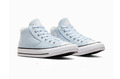 Converse Chuck Taylor All Star Malden Street in Hellblau & Weiß.        T11