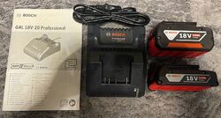 BOSCH Professional GBA 18V, 2Ah und 4.0Ah Werkzeug-Akku + Ladegerät NEU