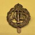 Original WW2 British Army Auxiliary Territorial Service Mützenabzeichen