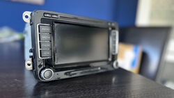 VW RNS 510 Radio original Volkswagen Continental Autoradio mit Code 1T0035680B