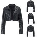 Schlanke Damen Slim Fit Kunstleder Bikerjacke mit coolem Knopfverschluss