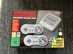 Super Nintendo Classic Mini SNES Classic Mini Konsole mit 2 Pads neuwertig