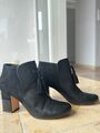 Elegante schwarze VERO CUOIO Stiefelette im Materialmix, Gr. 39,5