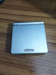 Nintendo Game Boy Advance SP Silber Handheld-Spielkonsole