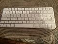 Apple Magic Keyboard Tastatur mit Touch ID Ziffernblock A2449