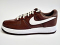 Nike Air Force 1 Low Retro QS/Sneaker/Größe 44,5/braun/weiß/schwarz/FD7039200