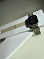 Apple Watch Series 8 45mm Silber Edelstahlgehäuse mit Milanaise Armband,...