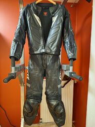 DAINESE Avro D1 Herren Lederkombi 2 teilig Gr. 98