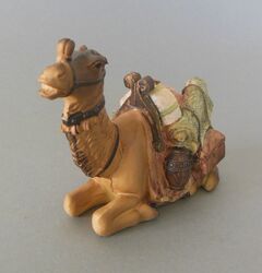 Kamel liegend 8,5 cm hoch für Krippenfiguren Größe 11 cm - 12 cm, Defekt Ohr N1