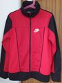 Sportjacke mit Stehkragen von NIKE, Größe S  128-137, Gebraucht 