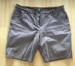 Damen Sommer Shorts Capri Kurze Hose Bermuda Gr. 42 CECIL Schilf Moos Olive Grün