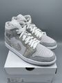 Nike Air Jordan 1 Mid SE (W) Particle College Grey Winterized EU 42,5 Weiß Grau