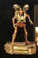 Doom Collectors Edition Statue Figur  Spin & Lights Up Wie Neu