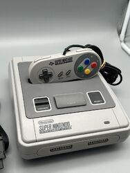 Super Nintendo Entertainment System Konsole SNES mit Controller/Kabel PAL