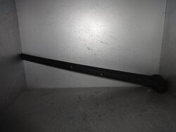 Audi A4 8E B7 Avant Wischer Wischerarm hinten Heckklappe Vaico 