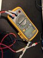 FLUKE 111 True RMS Multimeter Made In USA Mit Wiederladerbarakku Und Ladegerät 