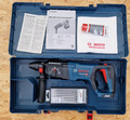 Bosch GBH 18V-26 D Akku Bohrhammer solo, SDS Plus, mit Koffer, Bohrern, Fett