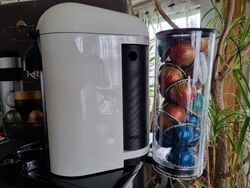 Nespresso Vertuo GCB2 mit Start-Kapseln 