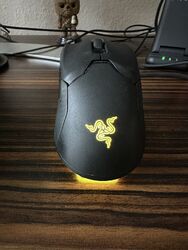 Razer Viper Ultimate Kabellose Gaming-Maus - Schwarz