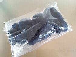 Blaue Wolle mit bunter Farbe - Pack = 400g -