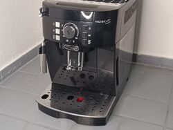 De'Longhi Kaffeevollautomat Magnifica S Kaffeemaschine ECAM 21.118.B