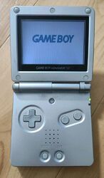 Nintendo Game Boy Advance SP Silber Handheld-Spielkonsole