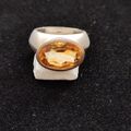 Massiver Ring mit einem oval facc. Citrin, Sterlingsilber 925/000,