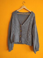 Strickjacke grau lila oversized mit Knöpfen S 36