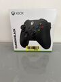 Microsoft Xbox Wireless Controller - Carbon Black (QAT-00009)