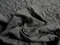 Steppstoff, Stepp Welle in schwarz 78%Polyester 22%Polyamid 1,36 x 0,50Meter