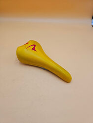 Sattel Selle Italia Pinarello panto Gelb Rot saddle vintage retro yellow red