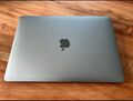 Apple MacBook Air 13 Zoll (256GB SSD, M1, 8GB) Space Grau