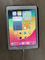 Apple iPad 6. Gen. 32GB, WLAN + Cellular, 24,64 cm, (9,7 Zoll) -...