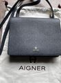 Aigner blaue Handtasche unbenutzt!!