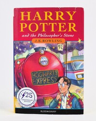 Harry Potter and the Philosopher's Stone - 25th Anniversary Ed.  J. K. Rowling 
