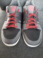 Southpole Collection Herren Sneaker Gr 43 Farbe schwarz /grau /weiss/ rot