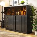 Schwarzes Sideboard mit Glastüren, Aufbewahrungsschrank für die Küche, das