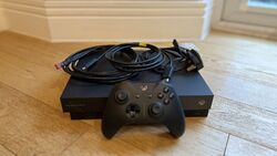 Xbox One X Project Scorpio Edition 1TB Konsole & Project Scorpio Controller