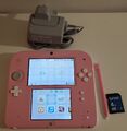 Nintendo 2DS Konsole Pink & Weiß Tomodachi Life Pre-Loaded Edition - EIN BESITZER