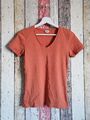 T-Shirt mit V-Ausschnitt blass orange Gr. 34 von Hess Natur aus 100% Baumwolle